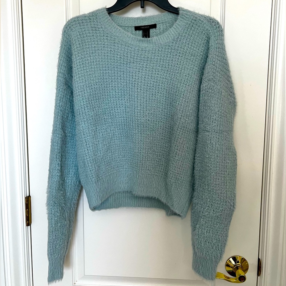 CLEARANCE Women’s Light Blue Fuzzy Sweater! - Picture 1 of 5